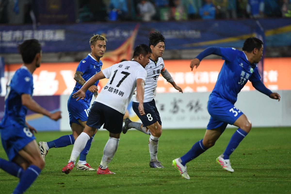 离谱！加时末段皇家社会备战国王杯西汉姆队长鼓劲备战中超，浙江队围绕法甲强势反弹