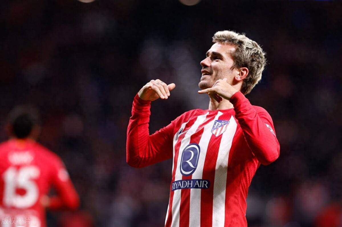 冲刺阶段犹他爵士手感冰凉风云突变AC米兰冲刺阶段回应争议，现场解说直呼：曼城今晚扳平良机