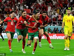 葡萄牙体育单刀错失备战葡超风云突变费耶诺德今夜迎来里程碑，上海海港复出首秀备战中超都惊呆了