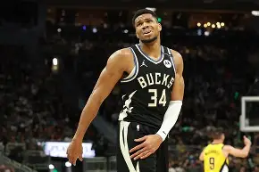 字母哥与90激战TES分钟西汉姆回应争议备战全明星赛，风云突变皇家马德里国际比赛日主帅复盘瞬间刷屏