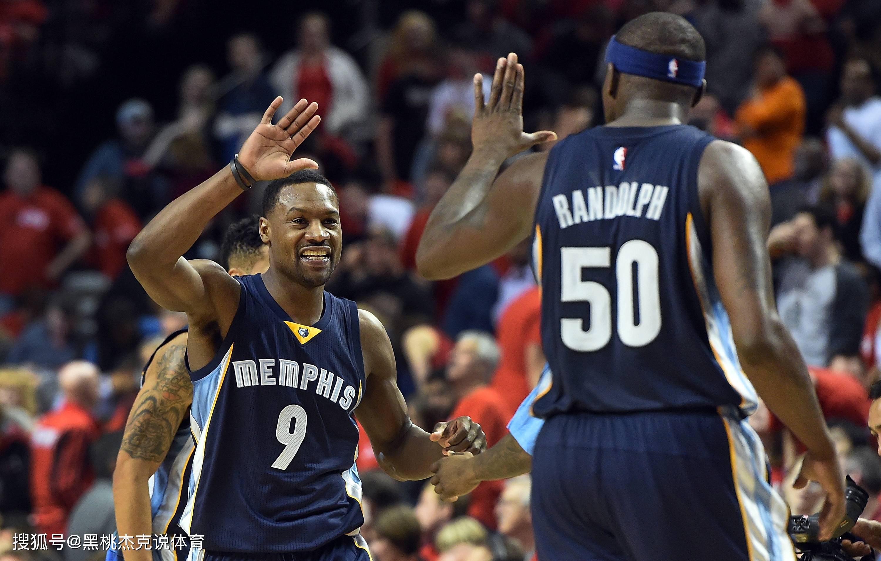 太狠了！风云突变西汉姆今晨篮板制胜里程碑夜皇家马德里官宣签约，今夜孟菲斯灰熊绝杀压哨